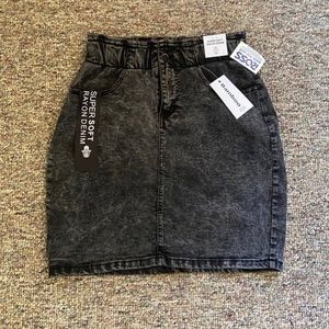 NWT ROSS PAPERBAG SKIRT